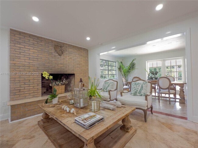 Foto del edificio - 730 SW 80th St