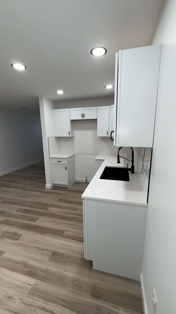 Foto del edificio - 6211 Aspen Ct