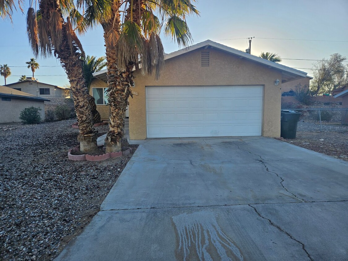 Primary Photo - 3 Bedroom/ 2 bath Home in BHC with a great...