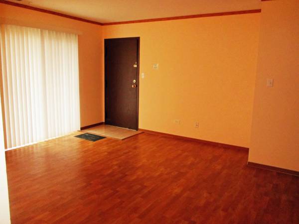 Building Photo - 1785 W Algonquin Rd