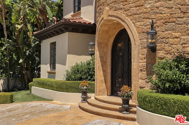 Foto del edificio - 4718 White Oak Ave