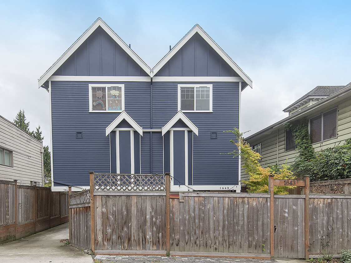 Primary Photo - 1643 S Jackson Pl