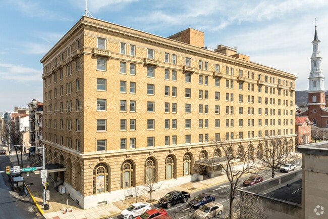 Building Photo - The Berkshire