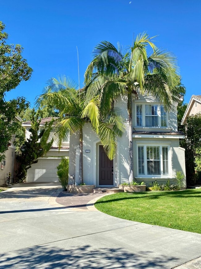 Building Photo - 25 Caledon Ct