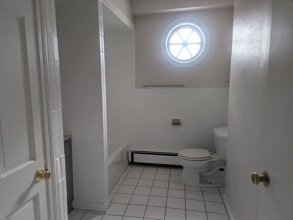 Foto principal - 581 Proctor Ave