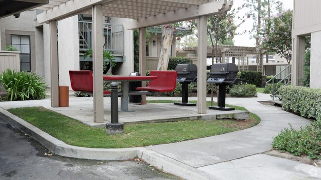 BBQ Area - Marbella Villa Apartments