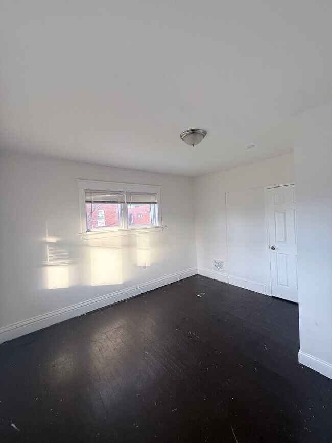 Foto del edificio - 4000 Pennsylvania Ave