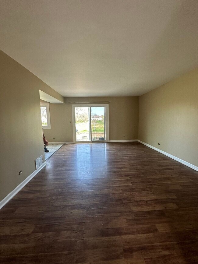 Foto del edificio - 2152 Mallard Ln