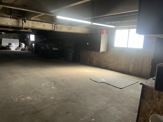 Building Photo - 6424 E Bates Ave