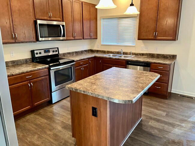 cocina - 4189 Pheasant Ridge Ct