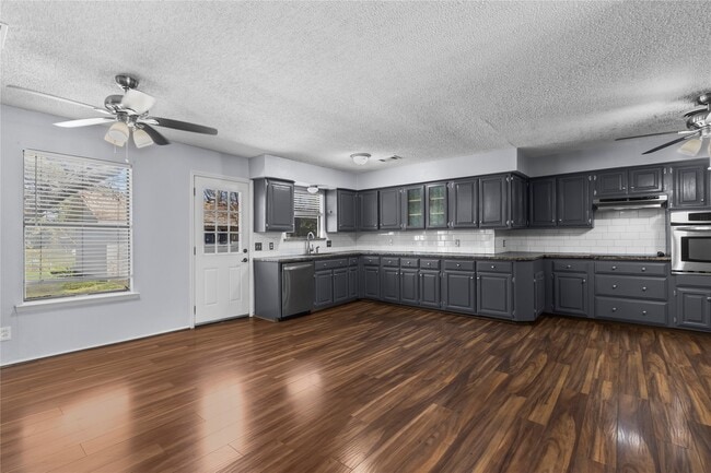 Foto del edificio - 1809 Westway Ave