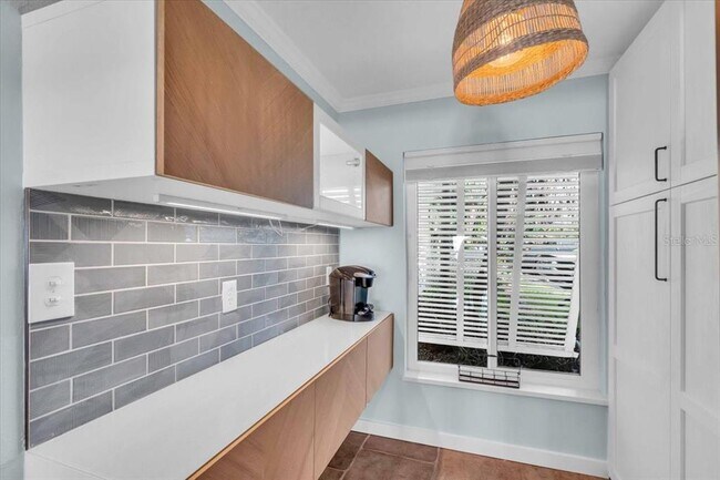 Foto del edificio - 7300 Sunshine Skyway Ln S
