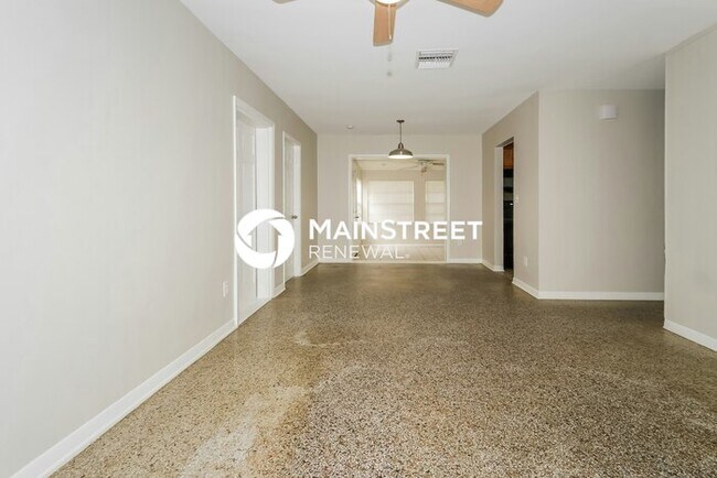 Foto del edificio - 3 Bedroom Pet-Friendly Home in STUART, FL with Main Street Renewal