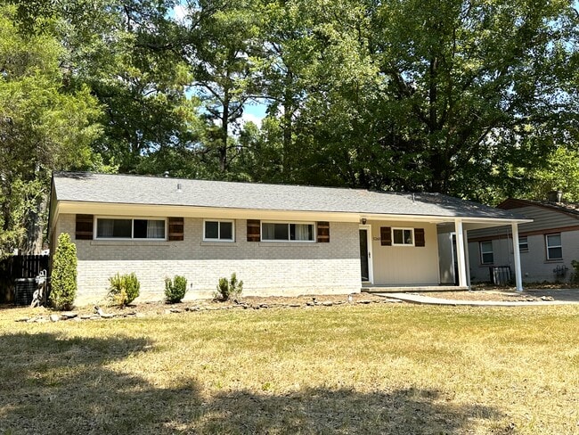 Building Photo - 5260 Brantford Ave