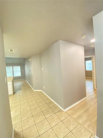 Building Photo - 6928 Clark Vista Dr