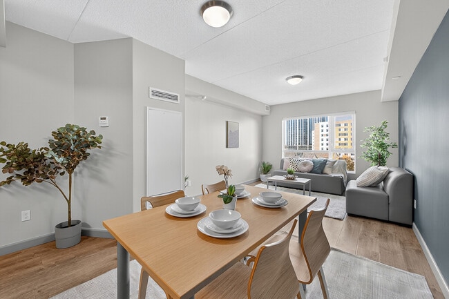 Dining & Living Room - Fergus House - Student Living