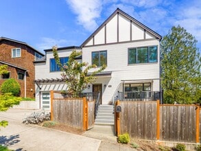 Building Photo - 626 N 65th St