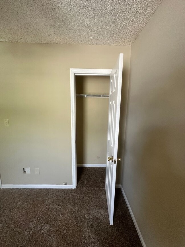 Building Photo - 3 Bedroom, 2 bath home in Remerton, Ga