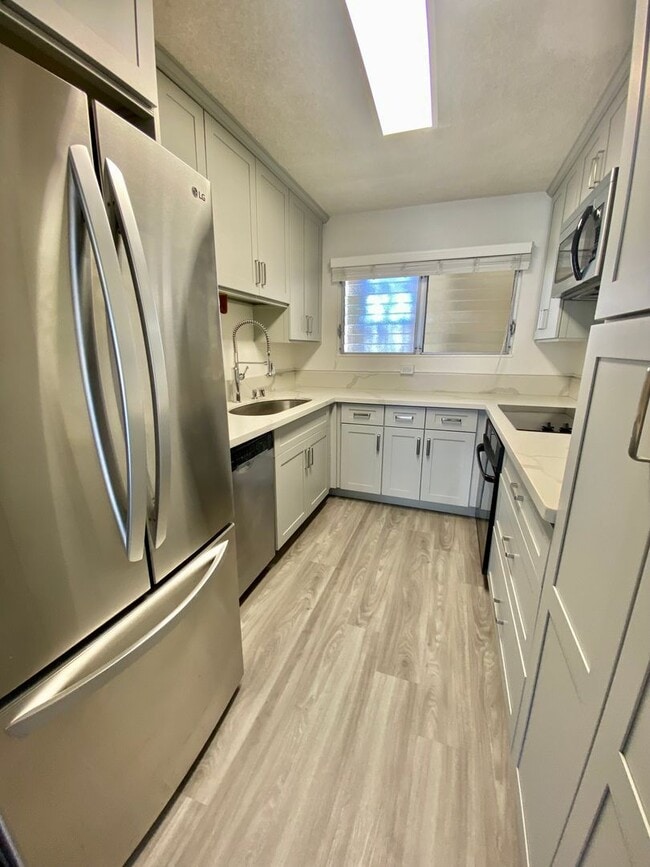 Building Photo - RENOVATED 2 bedroom, 2 bathroom at Waipuna...