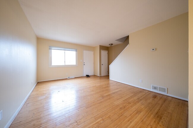 Foto del edificio - 1034 2nd Ave E