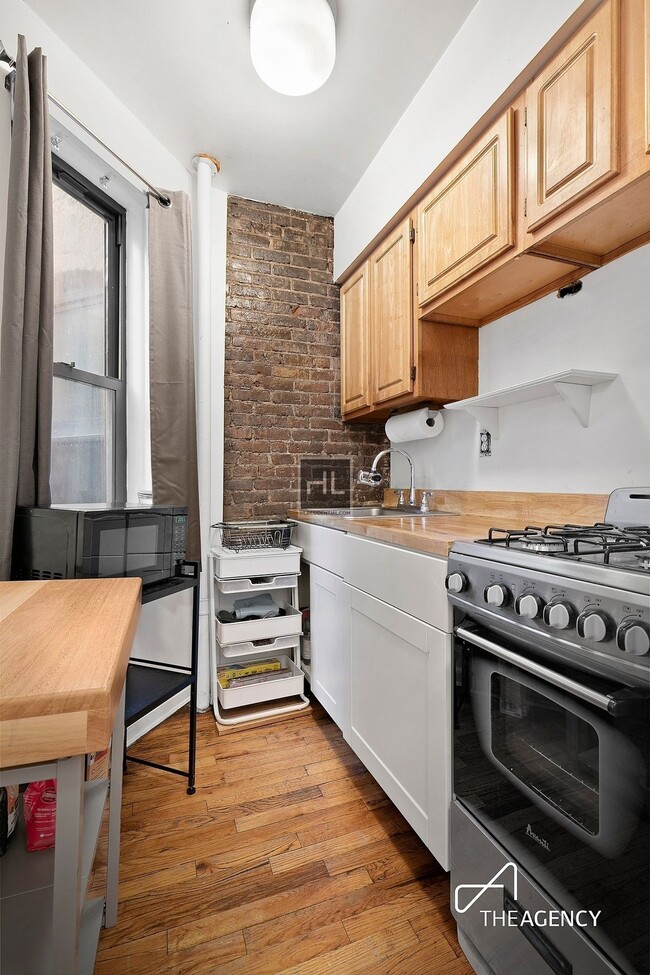 Building Photo - WEST 54 STREET