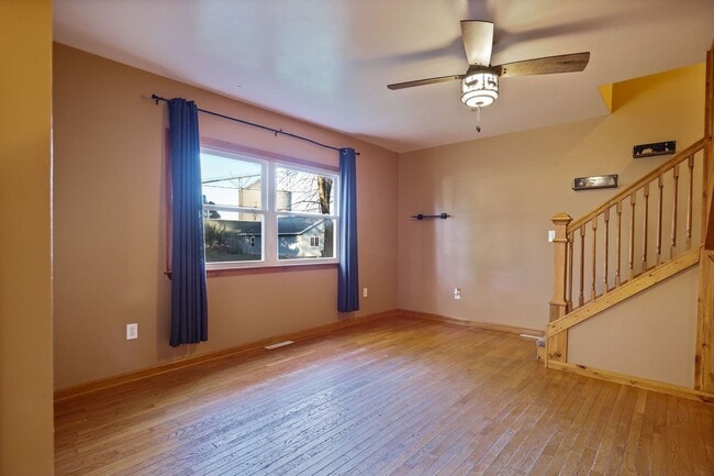 Building Photo - Charming 2 Bedroom Home with Pole Barn Gar...