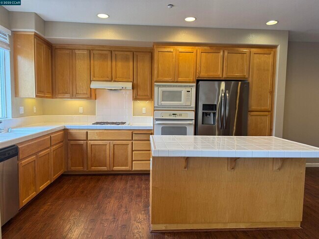 Foto del edificio - 2728 Ashwell Ln