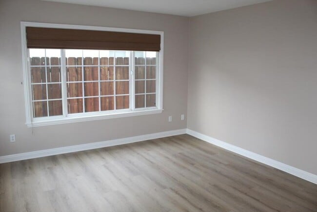 Building Photo - 3Bed/2Bath Upgraded Home off Mira Mesa Blvd~ Lepus