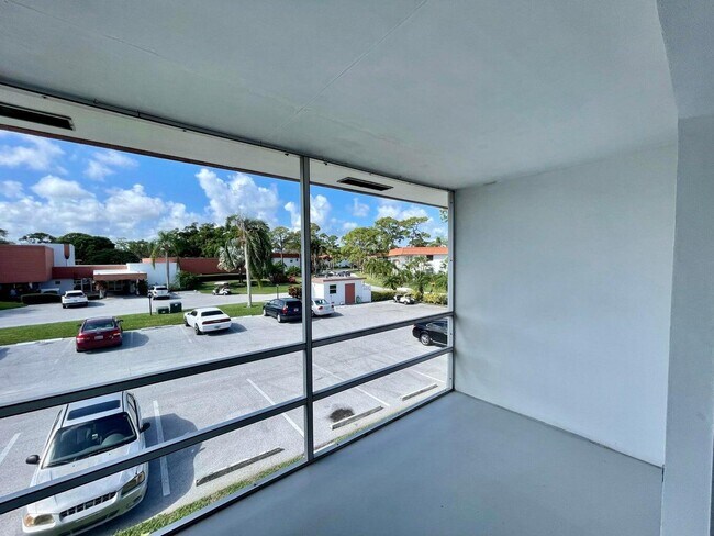 Foto del edificio - 2600 SE Ocean Blvd