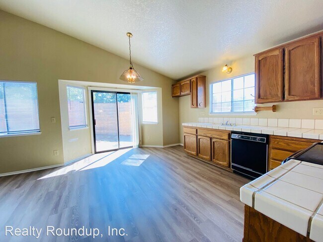 Building Photo - 3 br, 2 bath House - 8933 La Margarita Way