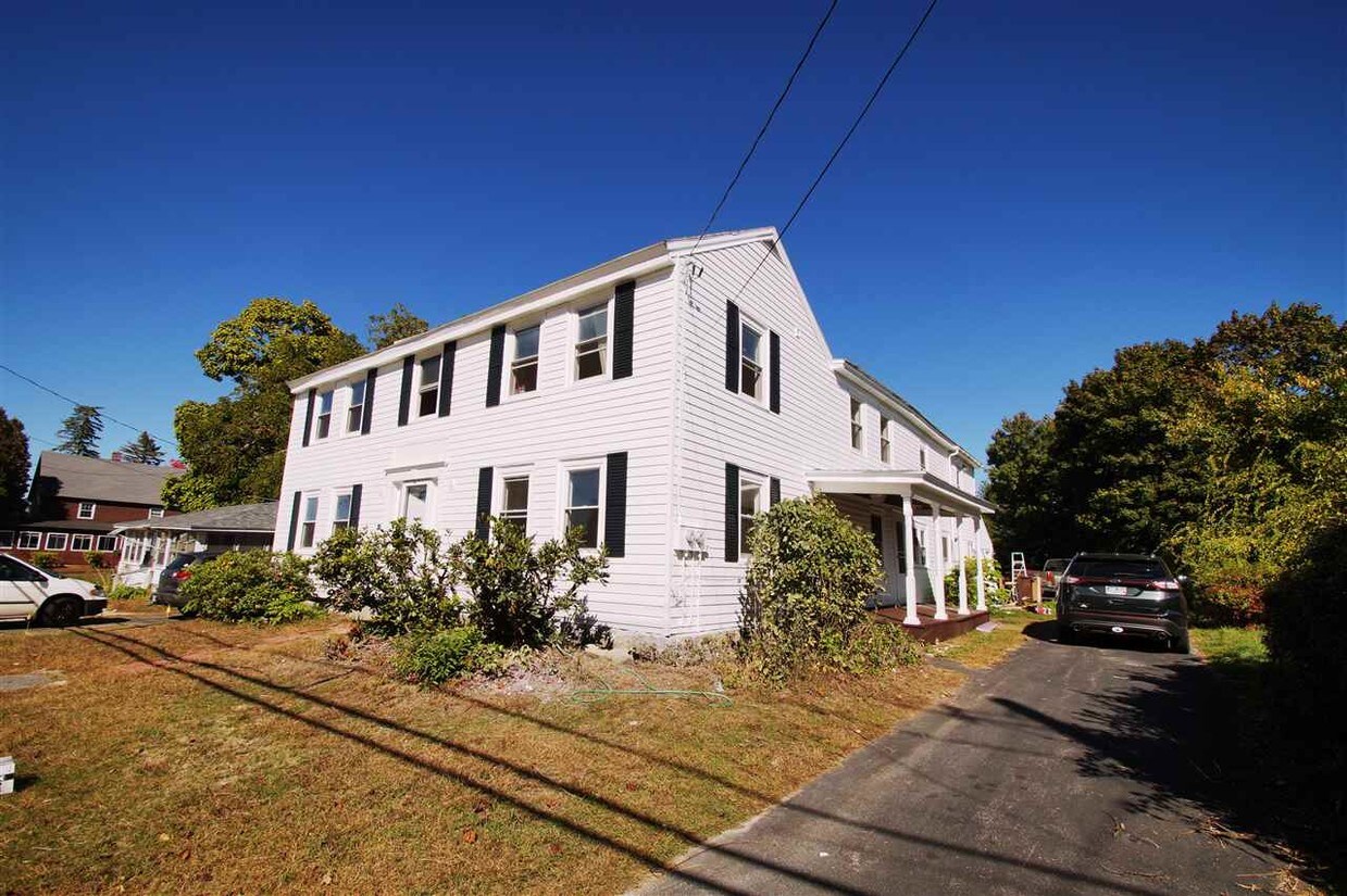 255 Pembroke St, Suncook, NH 03275 Townhome Rentals in Suncook NH