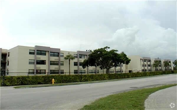 Building Photo - 11280 SW 196th St