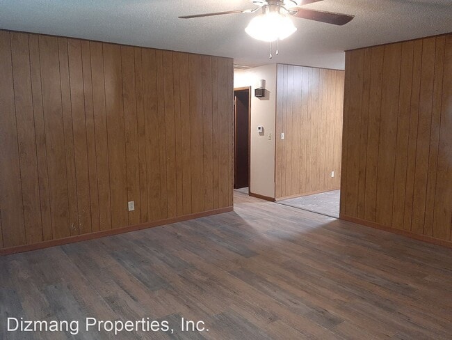 Building Photo - 2 br, 1.5 bath House - 1425 E. Cairo