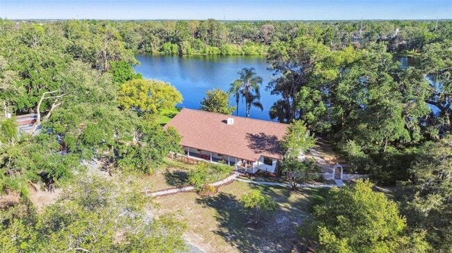 Photo - 201 Gornto Lake Rd House