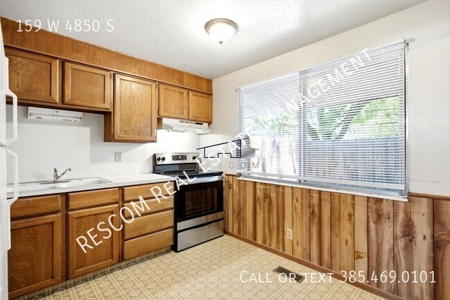 Building Photo - 159 W 4850 S