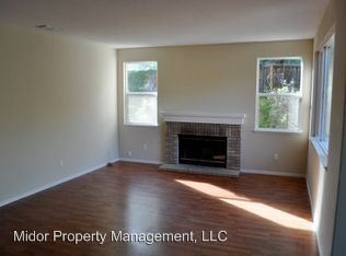 Building Photo - 2478 Whispering Oaks Dr