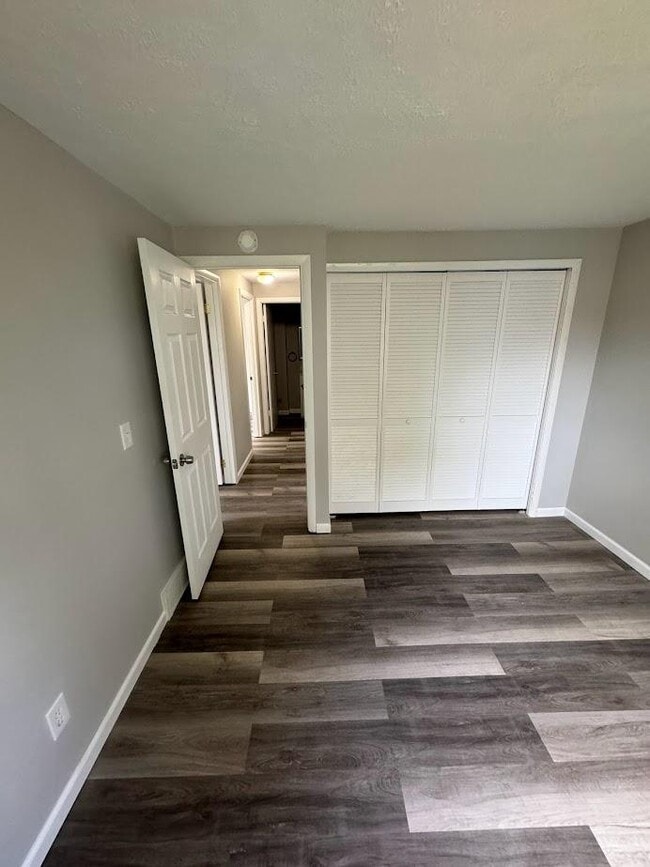 Foto del edificio - 5510 Beavercrest Dr