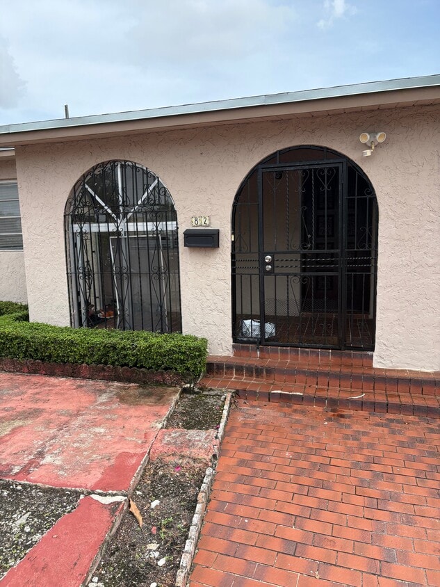 Photo - 80 E 19th St (Hialeah, FL)