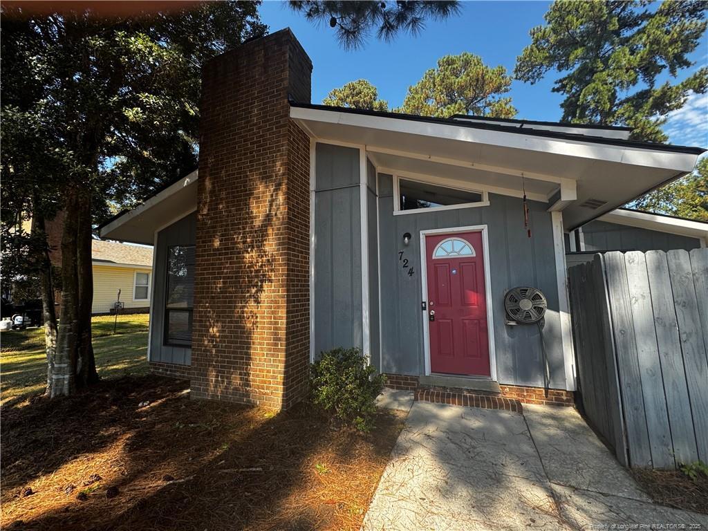 Primary Photo - 724 Carnegie Dr