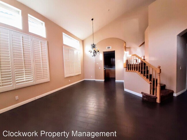 Foto del edificio - 3 br, 3 bath House - 5418 Grand Prix Ct