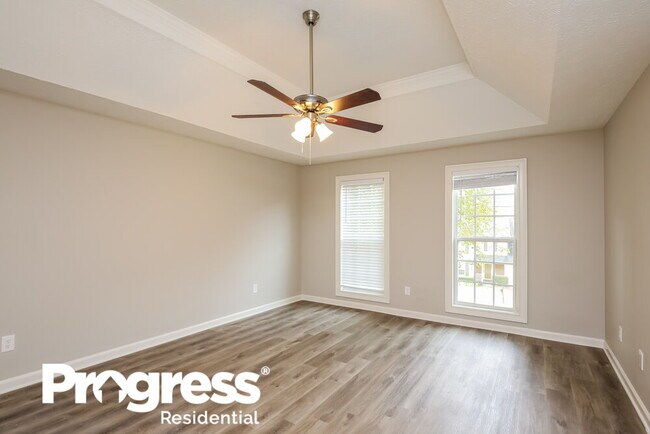 Building Photo - 4921 Sugar Creek Dr