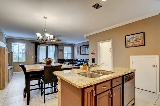 Foto del edificio - 1071 NW 33rd Ct