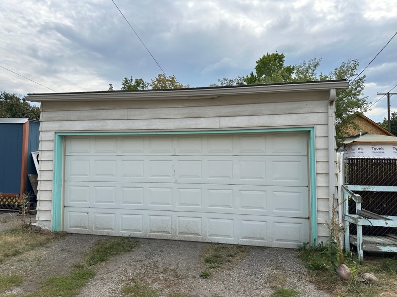 Building Photo - 932 Sherwood St