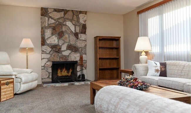 Foto del edificio - 7845 Tanglerod Ln