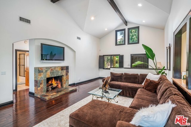Building Photo - 6002 Graciosa Dr