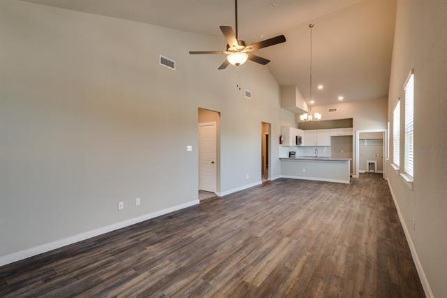 Building Photo - 702 Fallow Dr