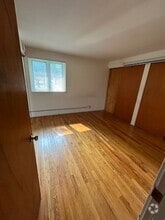 Building Photo - 250 S Corl St