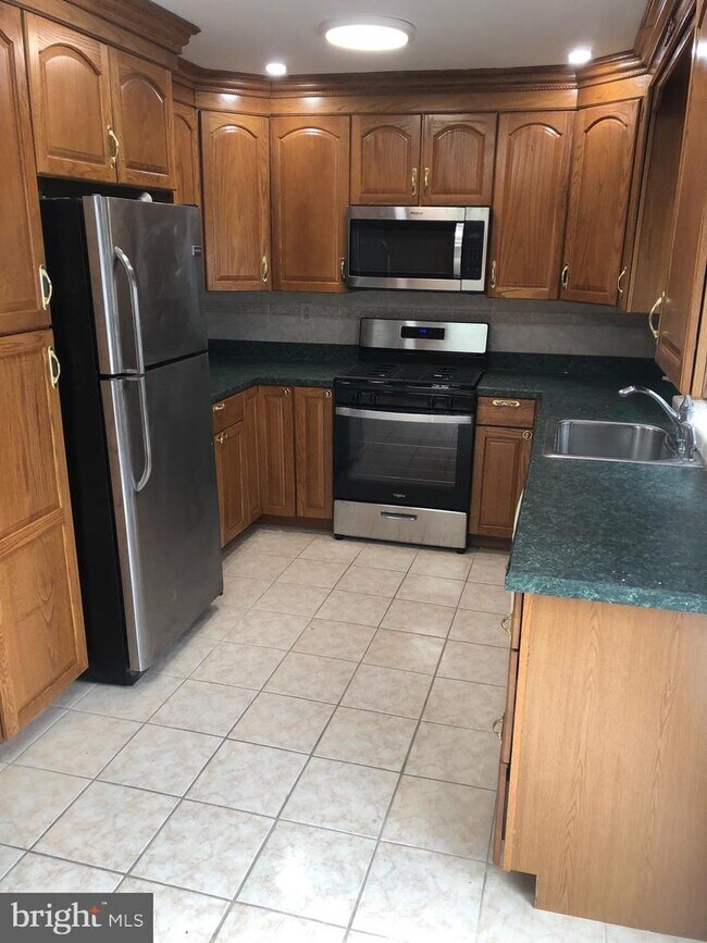 Foto del edificio - 10925 Modena Dr