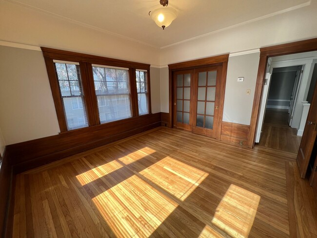 Building Photo - 3901-3907 Cesar Chavez