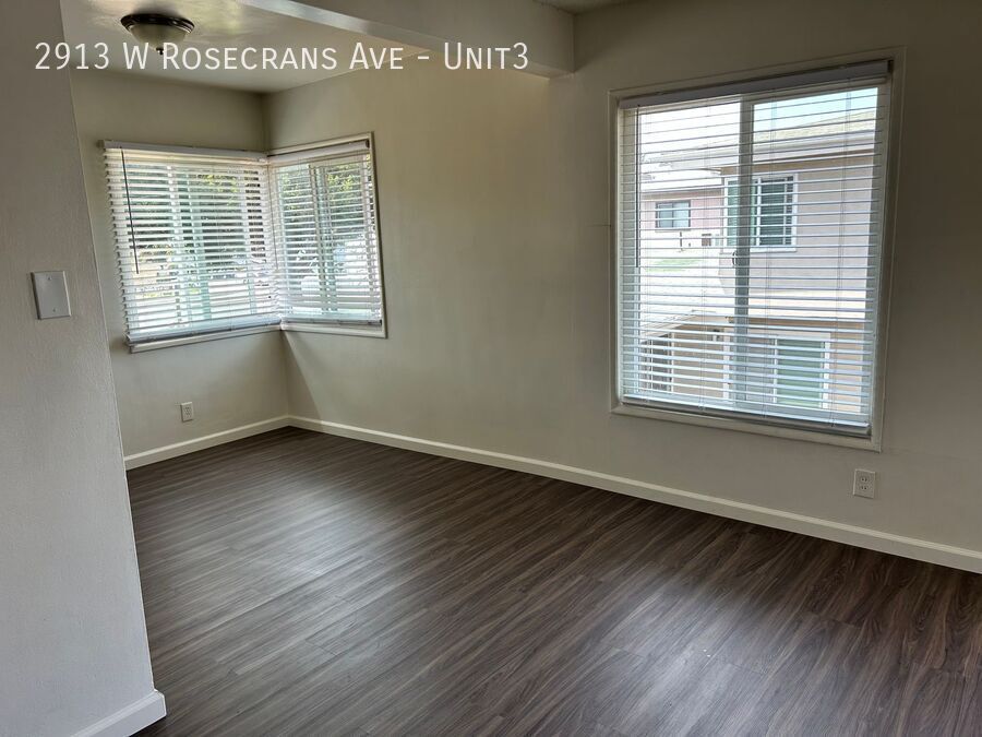 Primary Photo - 2913 Rosecrans Ave